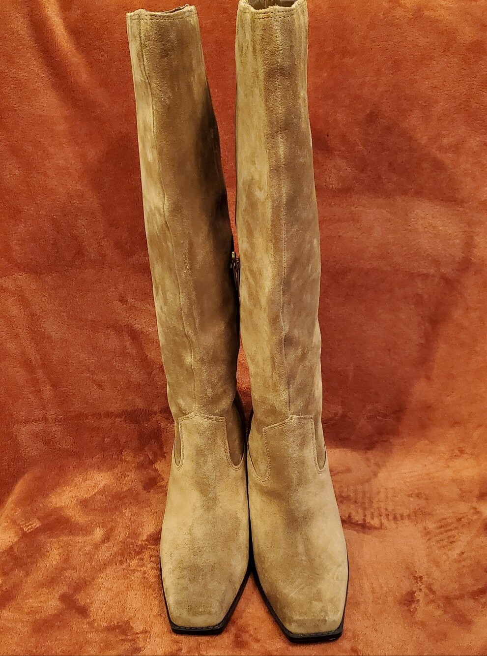NEW VINCE CAMUTO Tan Suede Leather Knee-High Boots with Block Heel